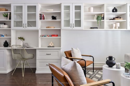 38 Rutland Street, York, ON, M6N1G1 | Card Image