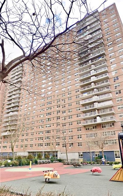 7m-2942 W 5th St, Brooklyn, NY, 11224-3868 | Card Image