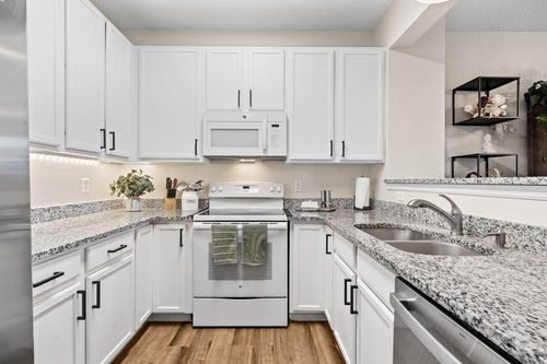 1708 Countryside Dr, Shakopee, MN, 55379-4616 | Card Image
