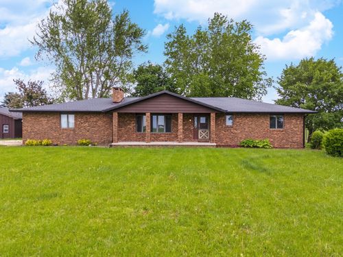 2623 County Road 600 N, El Paso, IL, 61738-1788 | Card Image