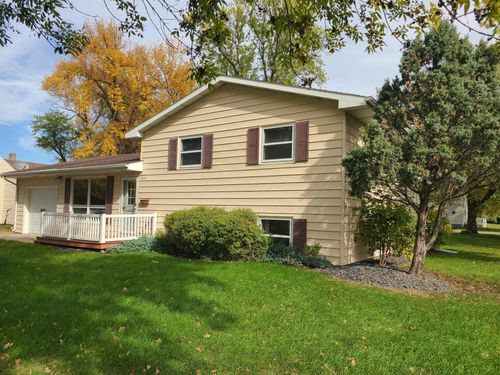 504 11th St N, Breckenridge, MN, 56520-1629 | Card Image