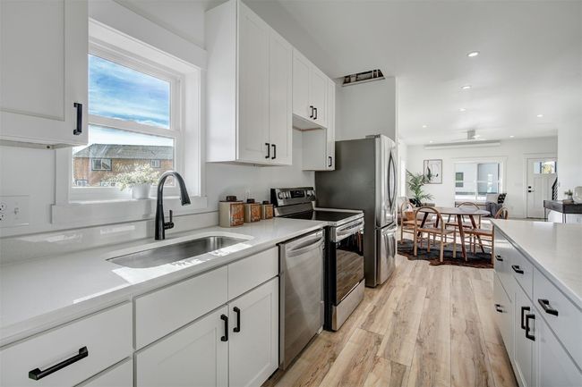 Torrey Model Home Photos. Same model home by same builder. | Image 12