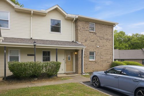 1713 Brockton Pl, Franklin, TN, 37064-8916 | Card Image