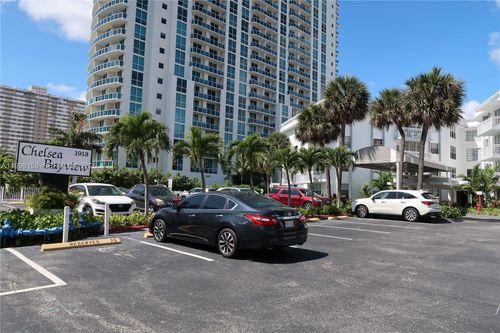 apt-300-1913 S Ocean Dr, Hallandale Beach, FL, 33009-5992 | Card Image