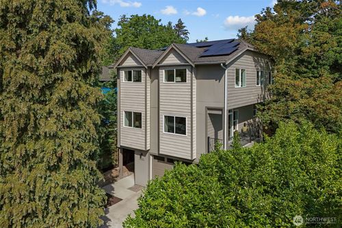 4812 S Frontenac St, Seattle, WA, 98118-3629 | Card Image