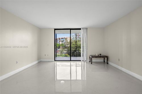 apt-301-1300 Saint Charles Pl, Pembroke Pines, FL, 33026-3336 | Card Image