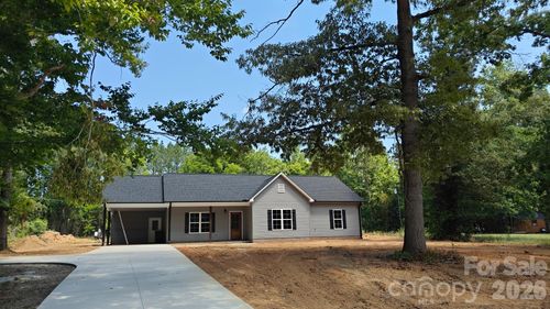 455 Newport Dr, Salisbury, NC, 28144-1264 | Card Image