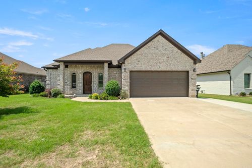 9541 Oak Forest Ln, Sherwood, AR, 72120-2561 | Card Image