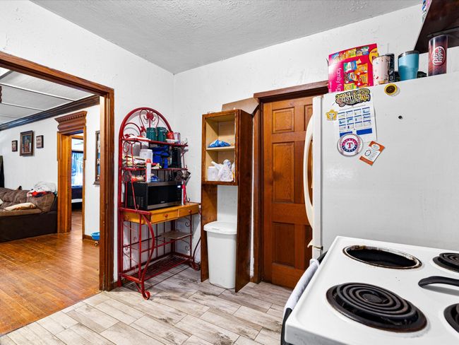 207 S Hinckley St, House other with 2 bedrooms, 1 bathrooms and null parking in Blooming Grove TX | Image 16