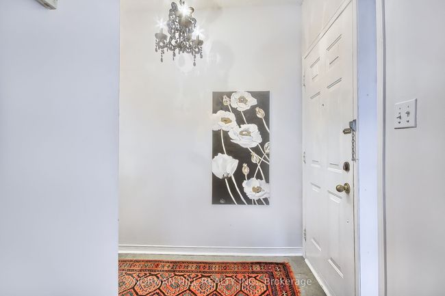 7 Bridlepath St, House attached with 3 bedrooms, 4 bathrooms and 3 parking in Richmond Hill ON | Image 4