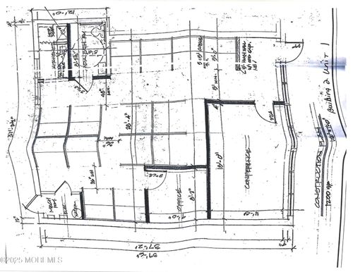 490 State Route 33, MILLSTONE TOWNSHIP, NJ, 08535-8193 | Card Image