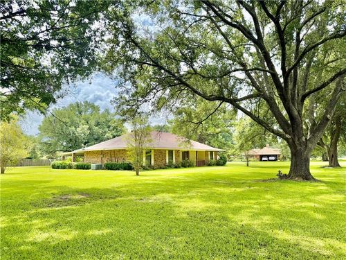 1810 Front St, Cottonport, LA, 71327-3521 | Card Image