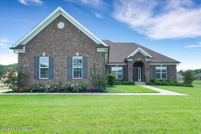 16123 Cumberland Lake Cir, House other with 3 bedrooms, 2 bathrooms and null parking in Louisville KY | Image 1