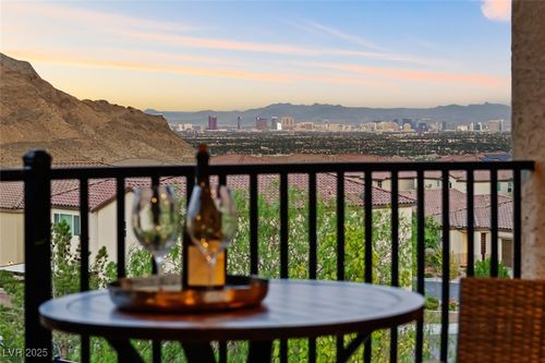 4702 Amazing View St, Las Vegas, NV, 89129-3339 | Card Image