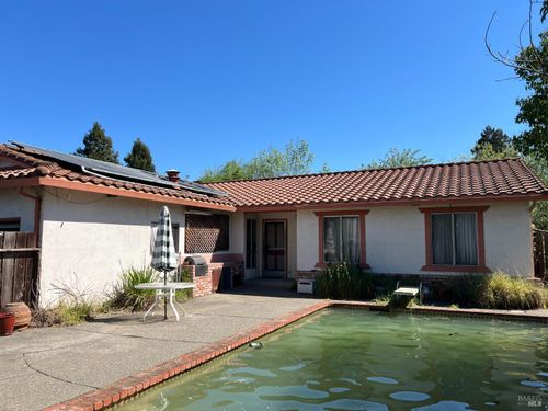 70 Mckeon Ct, Novato, CA, 94947-2923 | Card Image