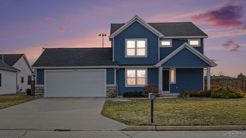 5663 Stone Briar Ln S, Freeland, MI, 48623-9582 | Card Image