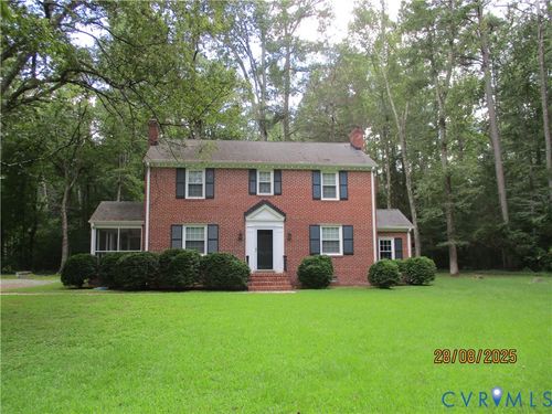 8061 Saint Pauls Church Rd, Hanover, VA, 23069-1524 | Card Image