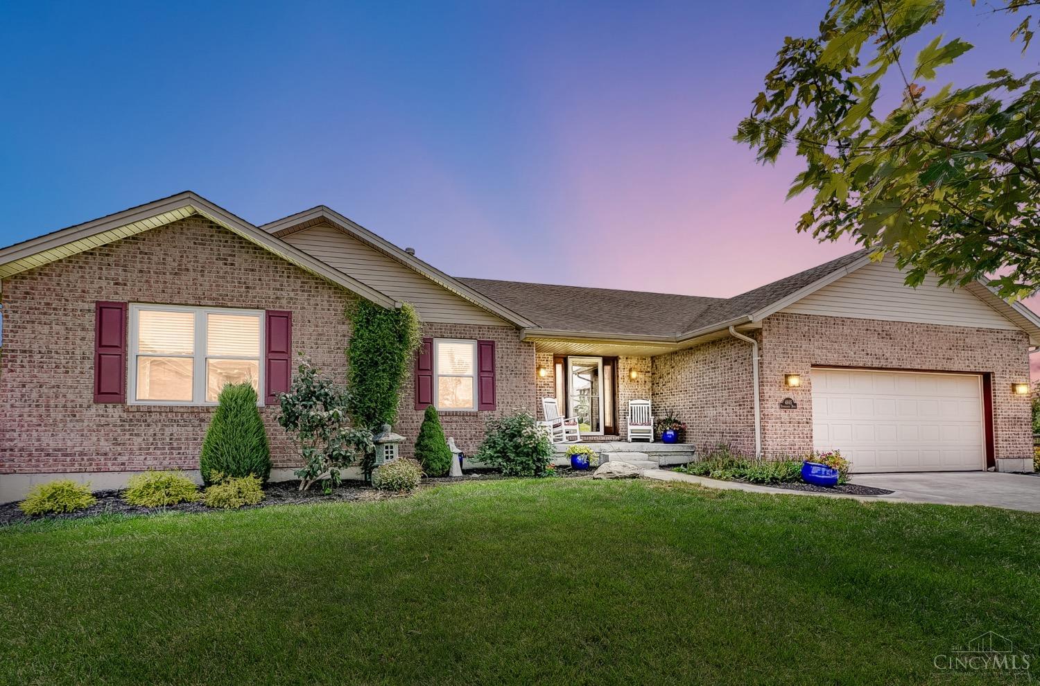 Stonehaven Dr, Liberty Twp, OH 45011