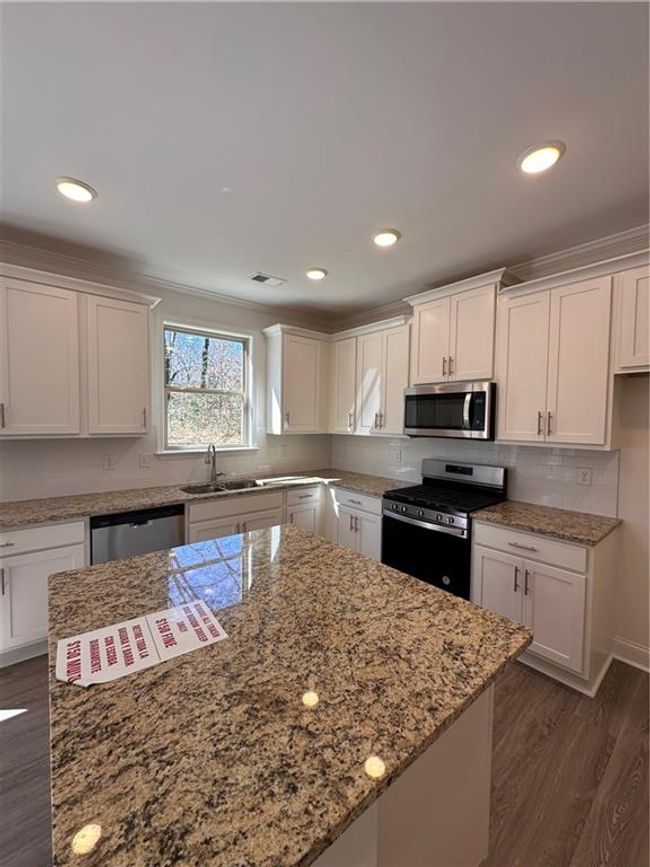 2280 Highridge Point Dr, House other with 4 bedrooms, 3 bathrooms and null parking in Lithia Springs GA | Image 7