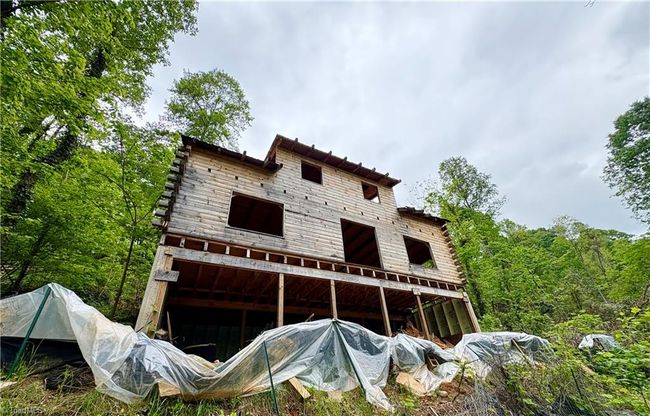 121 Anglers Way, House other with 3 bedrooms, 3 bathrooms and null parking in Lake Lure NC | Image 10