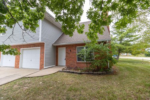 3705 Hermitage Rd, COLUMBIA, MO, 65201-5483 | Card Image