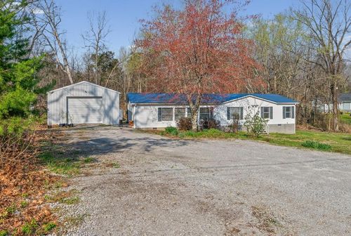 7301 Madisonville Rd, Hopkinsville, KY, 42240-9066 | Card Image