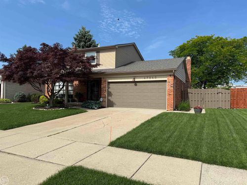47043 Sanborn Drive, Macomb Township, MI, 48044 | Card Image