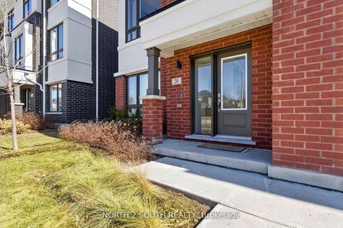 10-20 Thomas Armstrong Lane, Richmond Hill, ON, L4C5S6 | Card Image