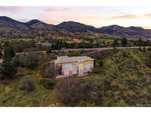 6070 Crestbrook Dr, Morrison, CO, 80465-2220 | Card Image