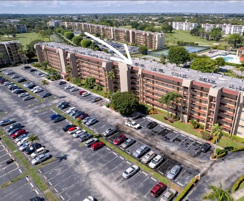apt-607-3590 Via Poinciana, Lake Worth, FL, 33467-2840 | Card Image