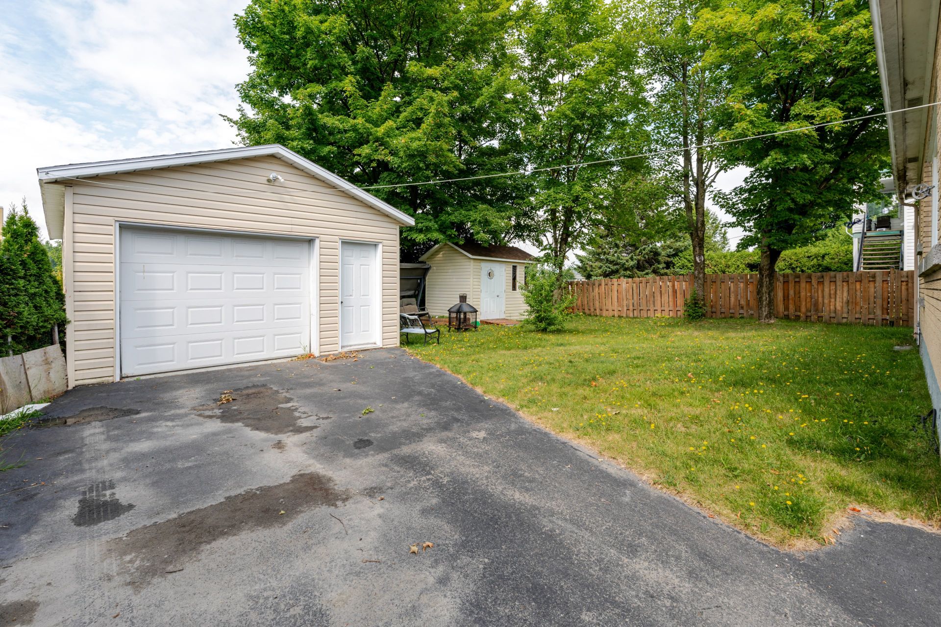 Residential in Thetford Mines 4