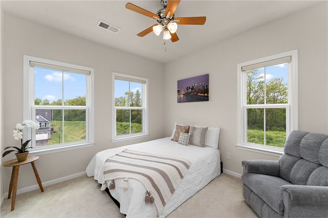 1001 Mohawk Ln, Townhouse with 3 bedrooms, 3 bathrooms and 2 parking in Mars PA | Image 37