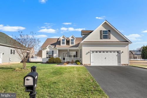 225 Ponds Edge Dr, FELTON, DE, 19943-7273 | Card Image