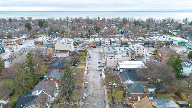 11 Brant Ave, House other with 4 bedrooms, 3 bathrooms and 6 parking in Mississauga ON | Image 36