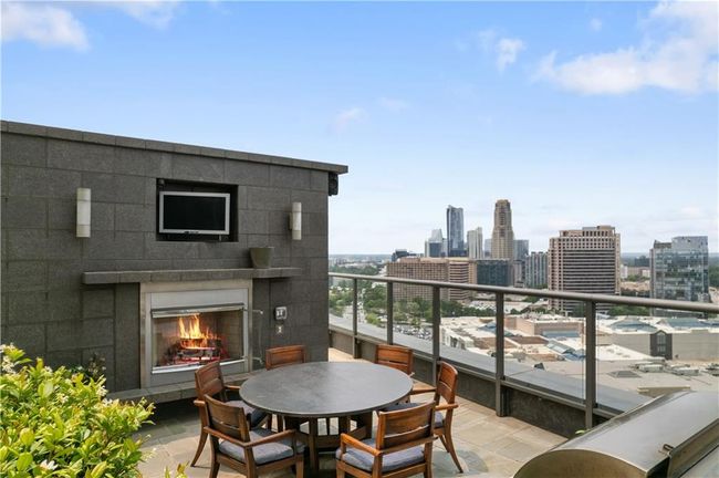 2309 - 3630 Peachtree Rd Ne, Condo with 1 bedrooms, 2 bathrooms and null parking in Atlanta GA | Image 38