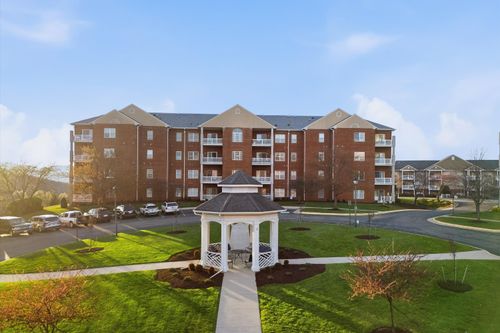 105-4434 Pheasant Ridge Rd, Roanoke, VA, 24014-5278 | Card Image