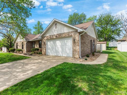 2728 Timberline Dr, Belleville, IL, 62226-4932 | Card Image