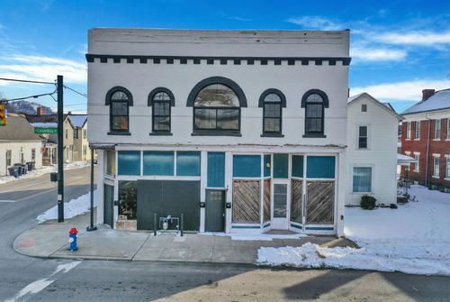530-532 N Columbus St, Lancaster, OH, 43130-3035 | Card Image
