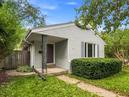 4913 N Navajo Ave, GLENDALE, WI, 53217-5054 | Card Image