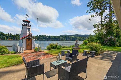 293 State Route 409, Cathlamet, WA, 98612-9720 | Card Image