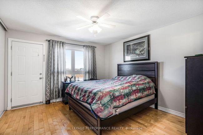 B - 433 Chapman Mills Dr, Condo with 2 bedrooms, 3 bathrooms and 1 parking in Nepean ON | Image 22