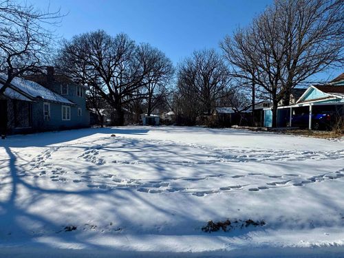 325 N Emporia St, El Dorado, KS, 67042 | Card Image