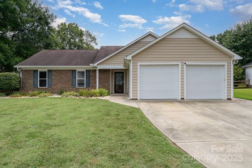 8000 Rachel Ct, Waxhaw, NC, 28173-9532 | Card Image