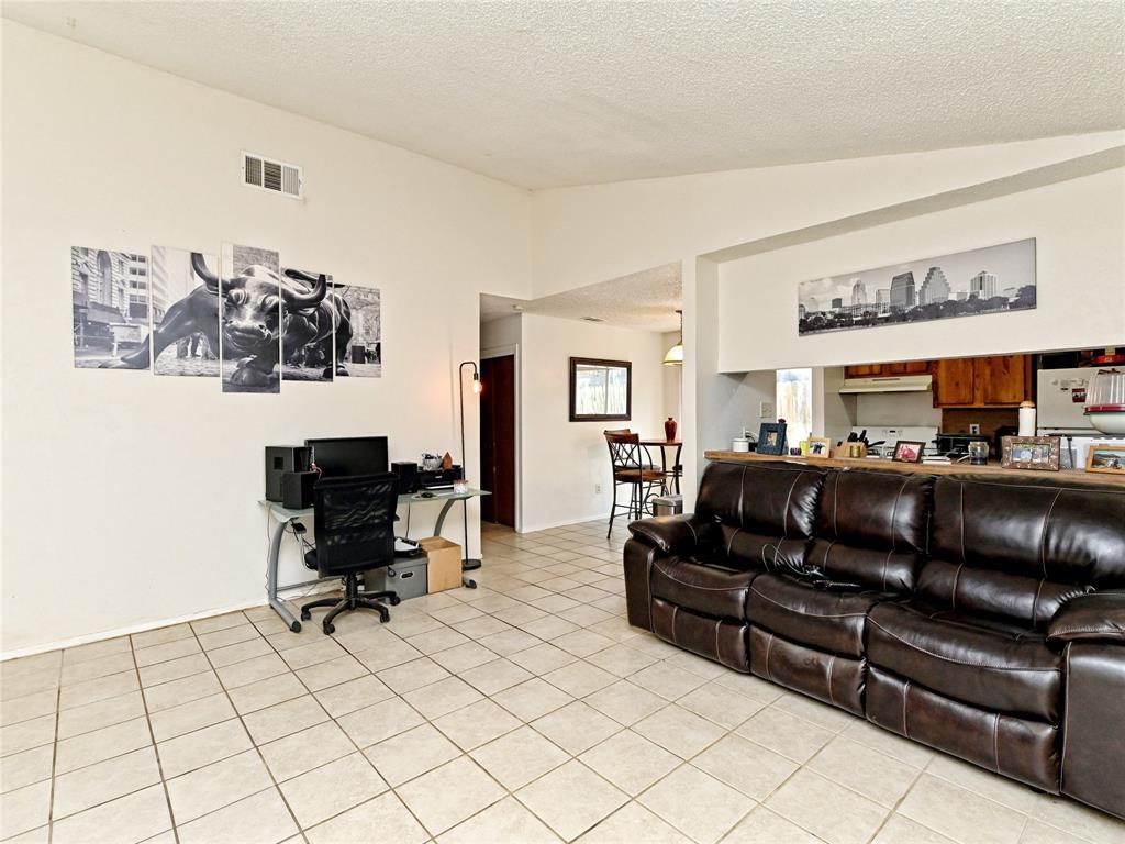 Residential Income in Austin 5