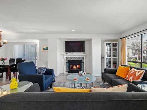 6-7311 Moffatt Rd, Richmond, BC, V6Y1X9 | Card Image