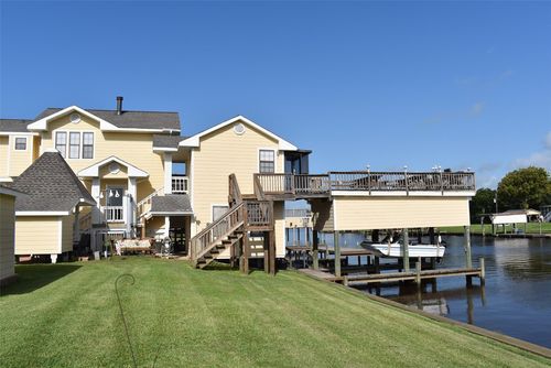 1657 County Road 291, Sargent, TX, 77414-2317 | Card Image