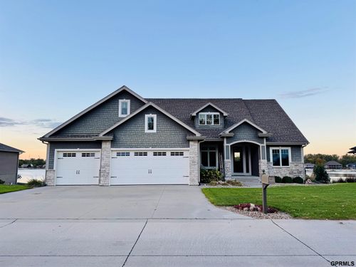 2820 Whitetail Dr, Columbus, NE, 68601-6214 | Card Image