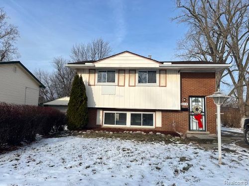 26210 Carlysle Street, Inkster, MI, 48141 | Card Image