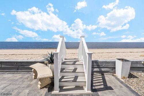 163 N Beach Ave, CAPE MAY COURT HOUSE, NJ, 08210-1702 | Card Image