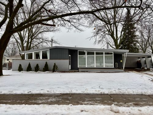 1115 W Summit Ave, Muskegon, MI, 49441-6209 | Card Image